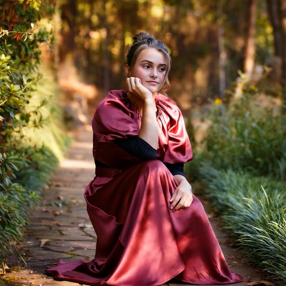 Meet your Posher, Makayla - Picture 4 of 5